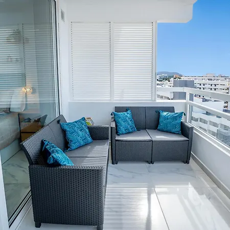 Modern Blue Sky Πλάγια ντε λας Αμέρικας