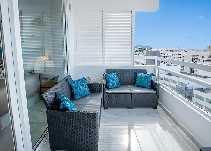 Modern Blue Sky Πλάγια ντε λας Αμέρικας